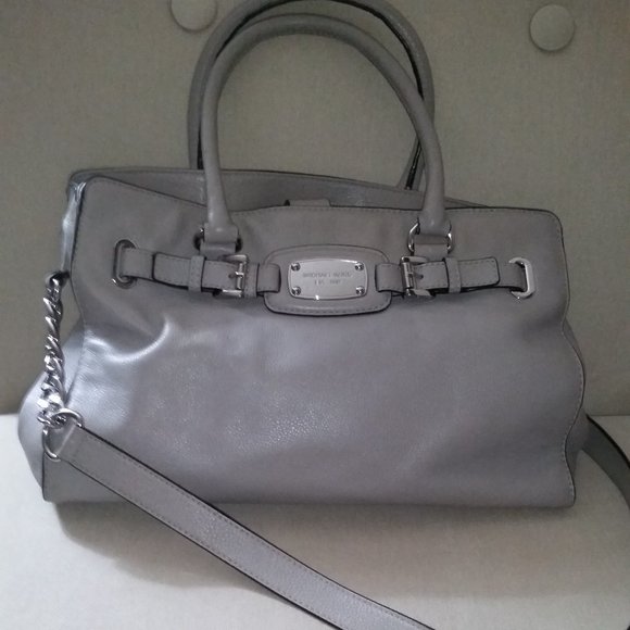 Beautiful Michael Kors large soft leather light grey Hamilton satchel NWOT - Picture 1 of 5